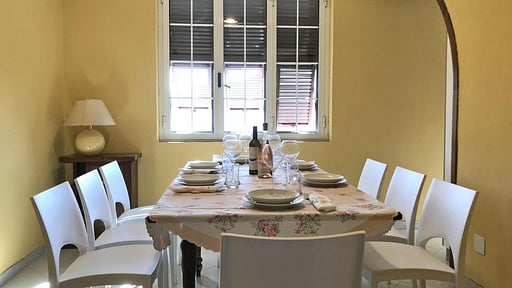 Villa Podere Dei Poeti Dining area