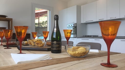 Villa Podere Gaia Dining area 1