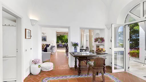 Villa Polifemo Others