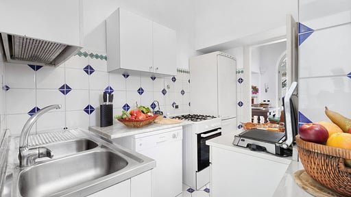 Villa Polifemo Kitchen