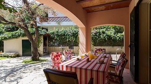 Villa Ponce Обеденная зона