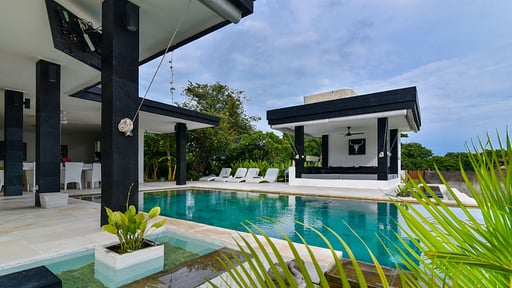 Villa Pondok Wahyu Sedana Piscina