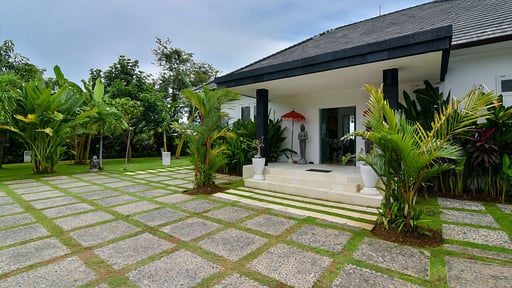 Villa Pondok Wahyu Sedana Jardín