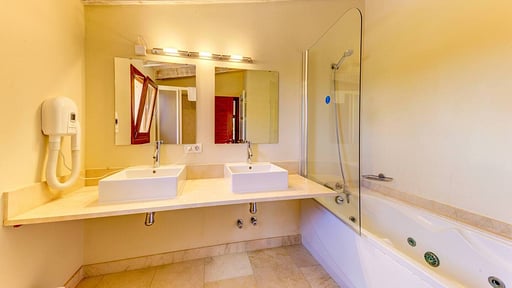 Villa Ponent Dormitorio 1