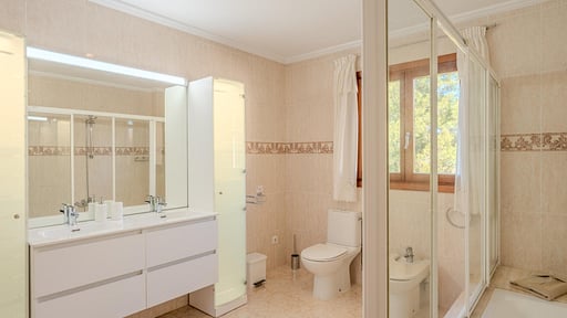 Villa Ponsada Bedroom 2