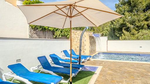 Villa Ponsada Swimming pool