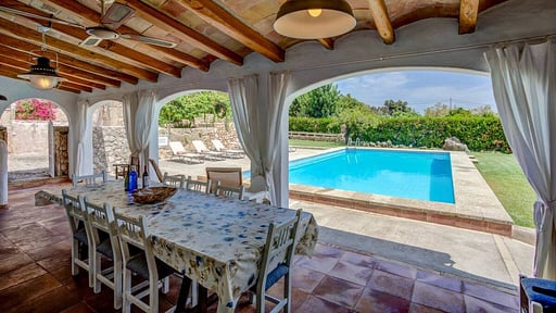 Villa Pontico Aina Dining area