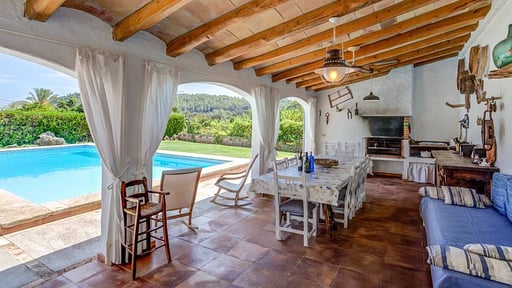 Villa Pontico Aina Dining area