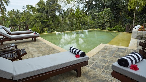 Villa Pooja Kanda Swimming pool