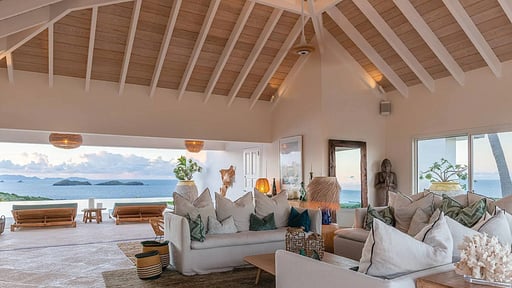 Villa Poppy Living room