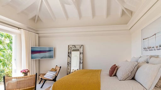 Villa Poppy Bedroom 2