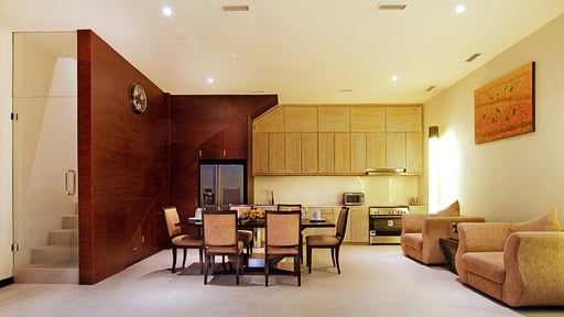 Villa Portsea Dining area