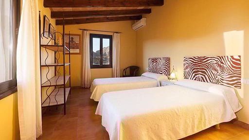 Pou dels Escarabats Спальня 1