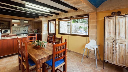 Pou dels Escarabats Кухня