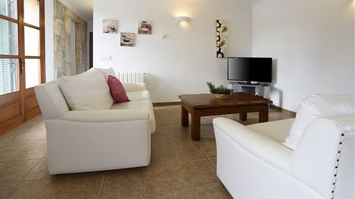 Villa Pou Den Brux Salón