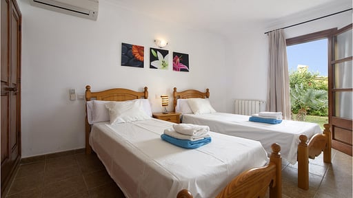 Villa Pou Den Brux Dormitorio 2