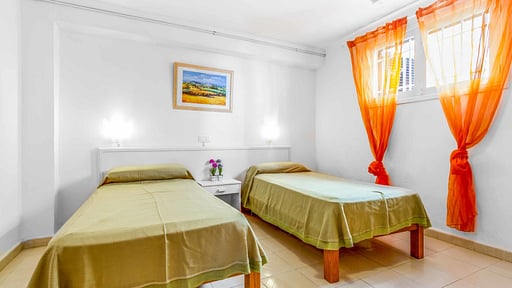 Villa Pou Uno Bedroom 1