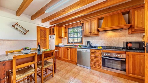 Villa Prital Кухня