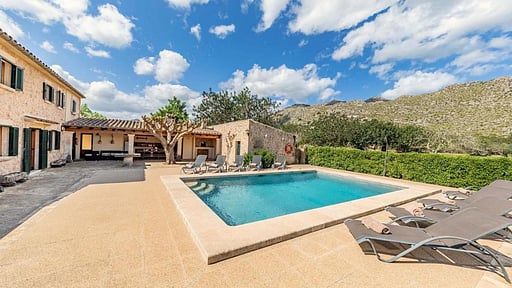 Villa Prital Бассейн