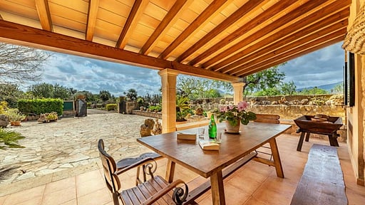 Villa Prital Обеденная зона