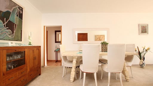 Villa Provenza Dining area