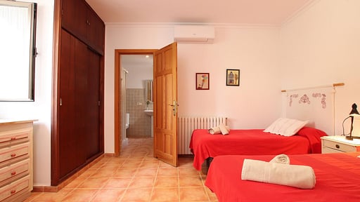 Villa Provenza Bedroom 1