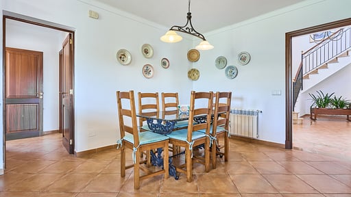 Villa Pujolet Dining area 1