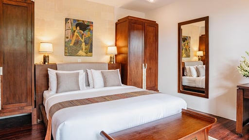 Villa Pulung Bedroom 2