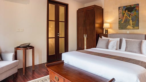 Villa Pulung Bedroom 2