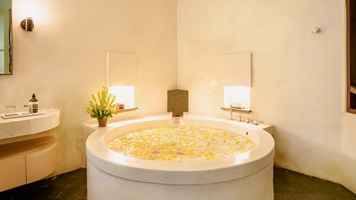 Villa Pulung Bedroom 2