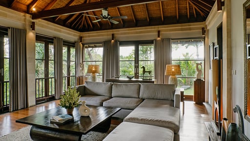 Villa Pulung Living room