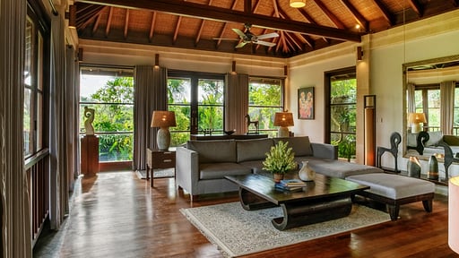 Villa Pulung Living room