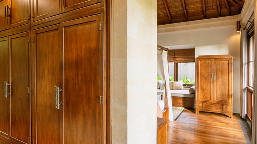 Villa Pulung Bedroom 1