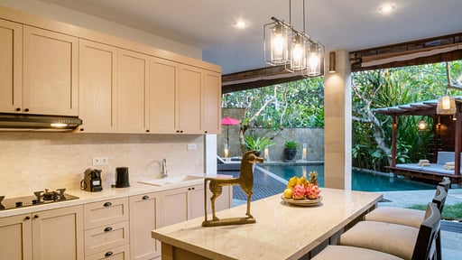 Villa Pulung Kitchen