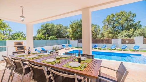 Villa Punta des Port Trece Обеденная зона