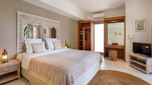 Villa Puri Pura Bedroom 2