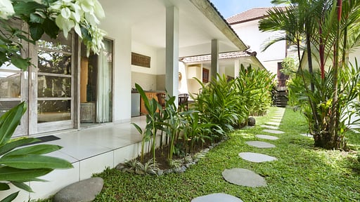 Villa Puri Pura Garden