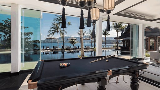 Villa Purissara Billiard