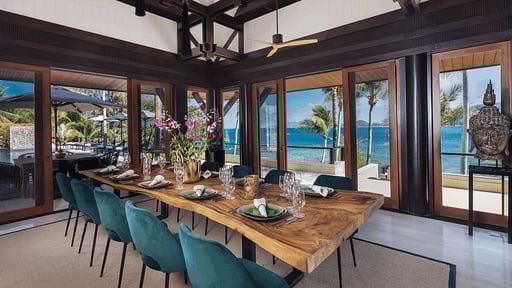 Villa Purissara Dining area