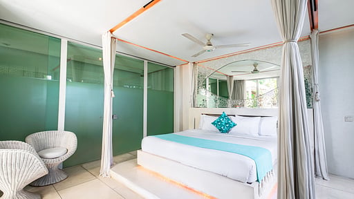 Villa Puro Blanco Bedroom 3