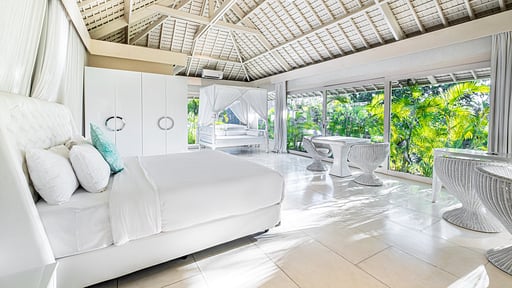 Villa Puro Blanco Bedroom 5