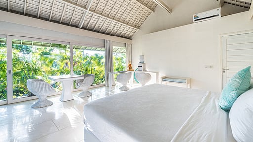 Villa Puro Blanco Bedroom 5