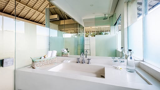 Villa Puro Blanco Bedroom 5