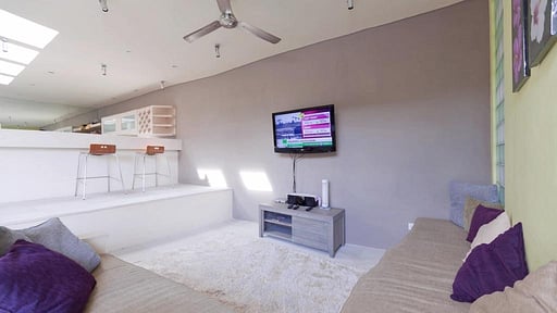 Villa Puteri Salon