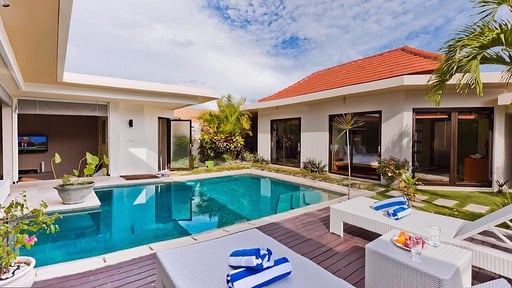 Villa Puteri Piscine