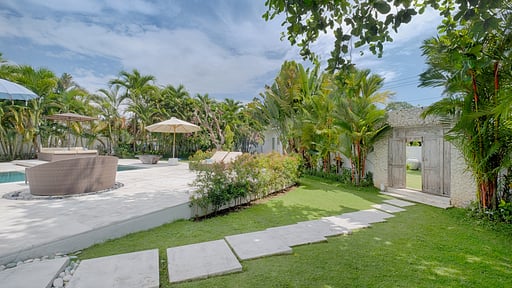 Villa Putih 1 Garden