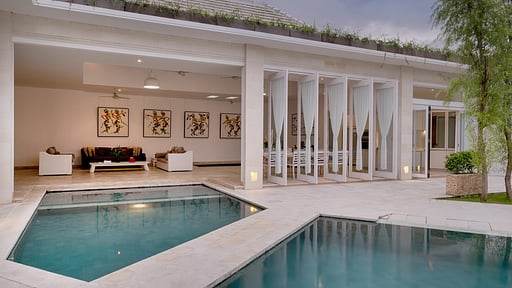 Villa Putih 1 Swimming pool