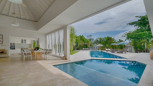 Villa Putih 1 Swimming pool