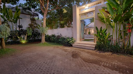 Villa Putih 2 Parking areas