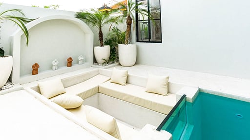 Villa Putih Susu Terrace/Veranda